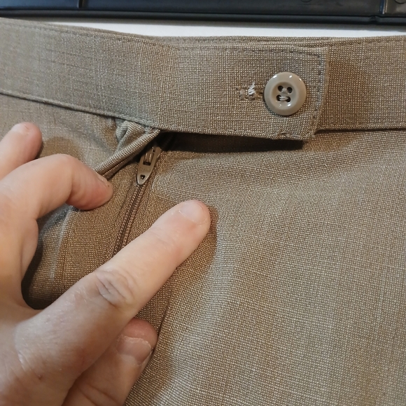 East 5th Woman's 22W Slacks - Picture 2 of 4